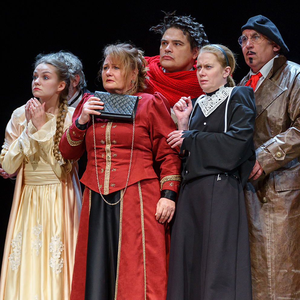 vishnevuy sad spektacle